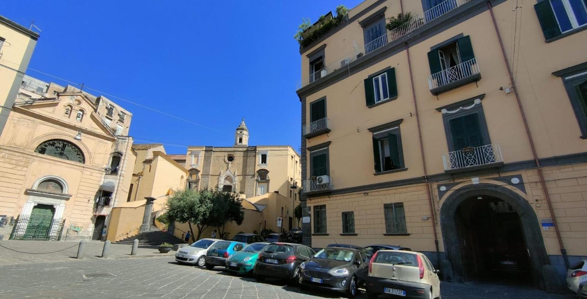 Segreta Catalana Apartman Nápoly Kültér fotó